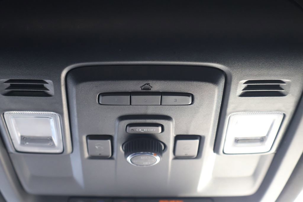 Certified 2023 Chevrolet Tahoe Z71 w/ Luxury Package image 39