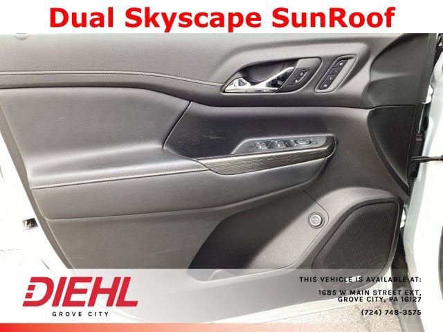 Used 2023 GMC Acadia SLT w/ Elevation Edition image 19