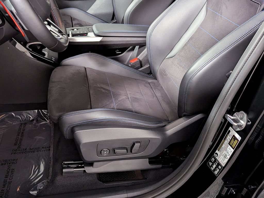 Certified 2025 BMW X1 M35i w/ Premium Package AWD/4WD image 21