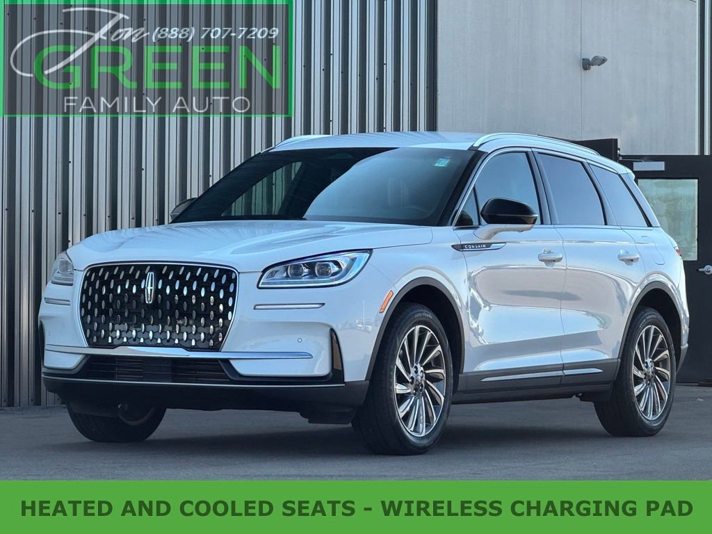 Used 2023 Lincoln Corsair Reserve w/ Equipment Group 201A image 1