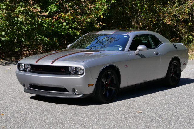 Used 2014 Dodge Challenger R/T w/ Blacktop Package image 6