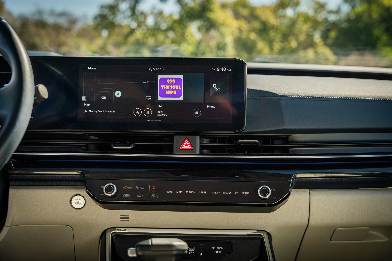 Used 2025 Kia Carnival SX Prestige image 43