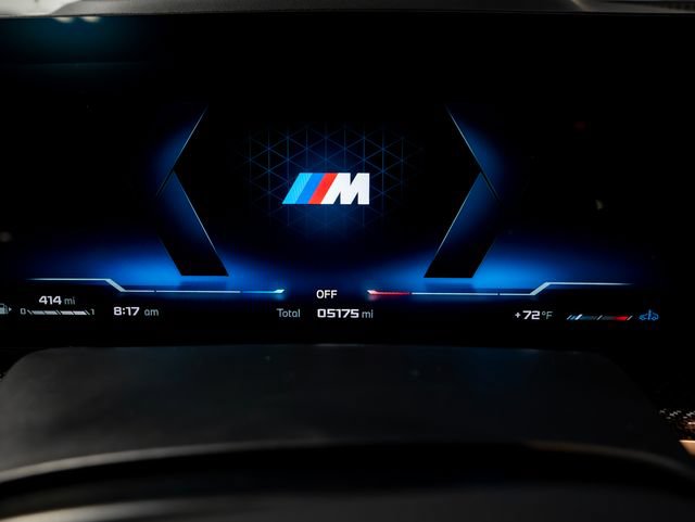 Used 2026 BMW X6 M60i w/ Executive Package AWD/4WD image 17