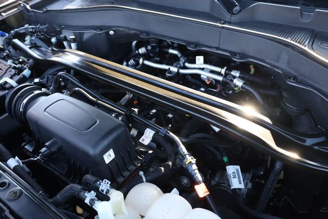 Used 2022 Ford Explorer Limited image 11