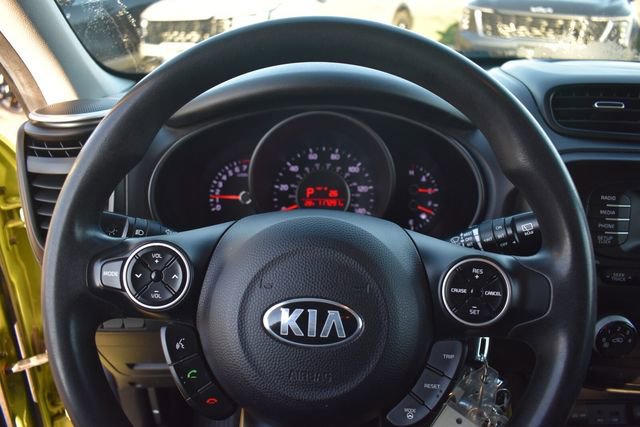 Used 2015 Kia Soul image 25