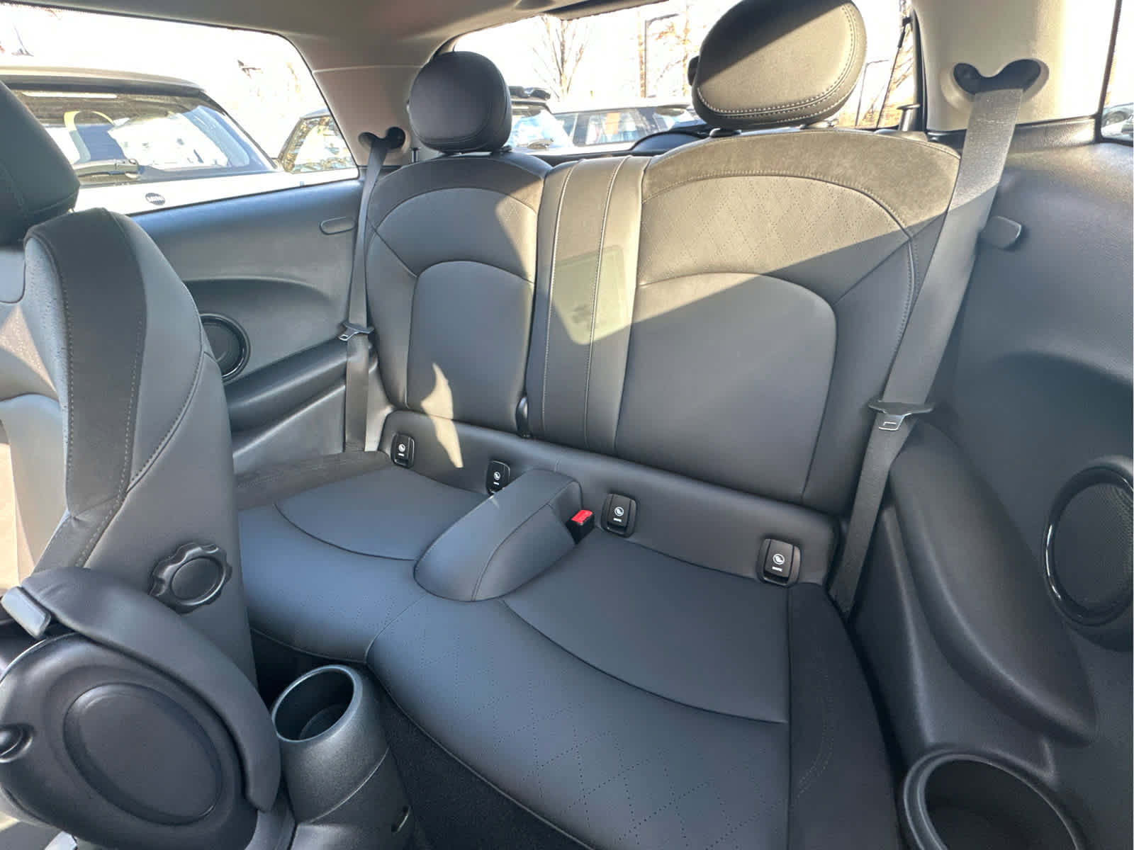 Used 2023 MINI Cooper S w/ Signature Upholstery Package image 5