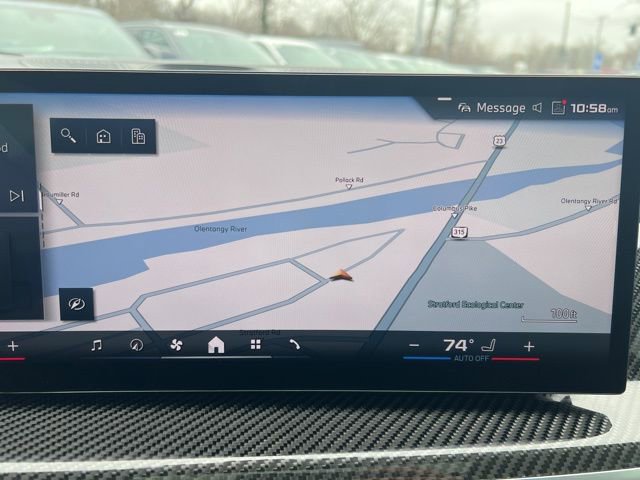 Used 2025 BMW X7 M60i image 16