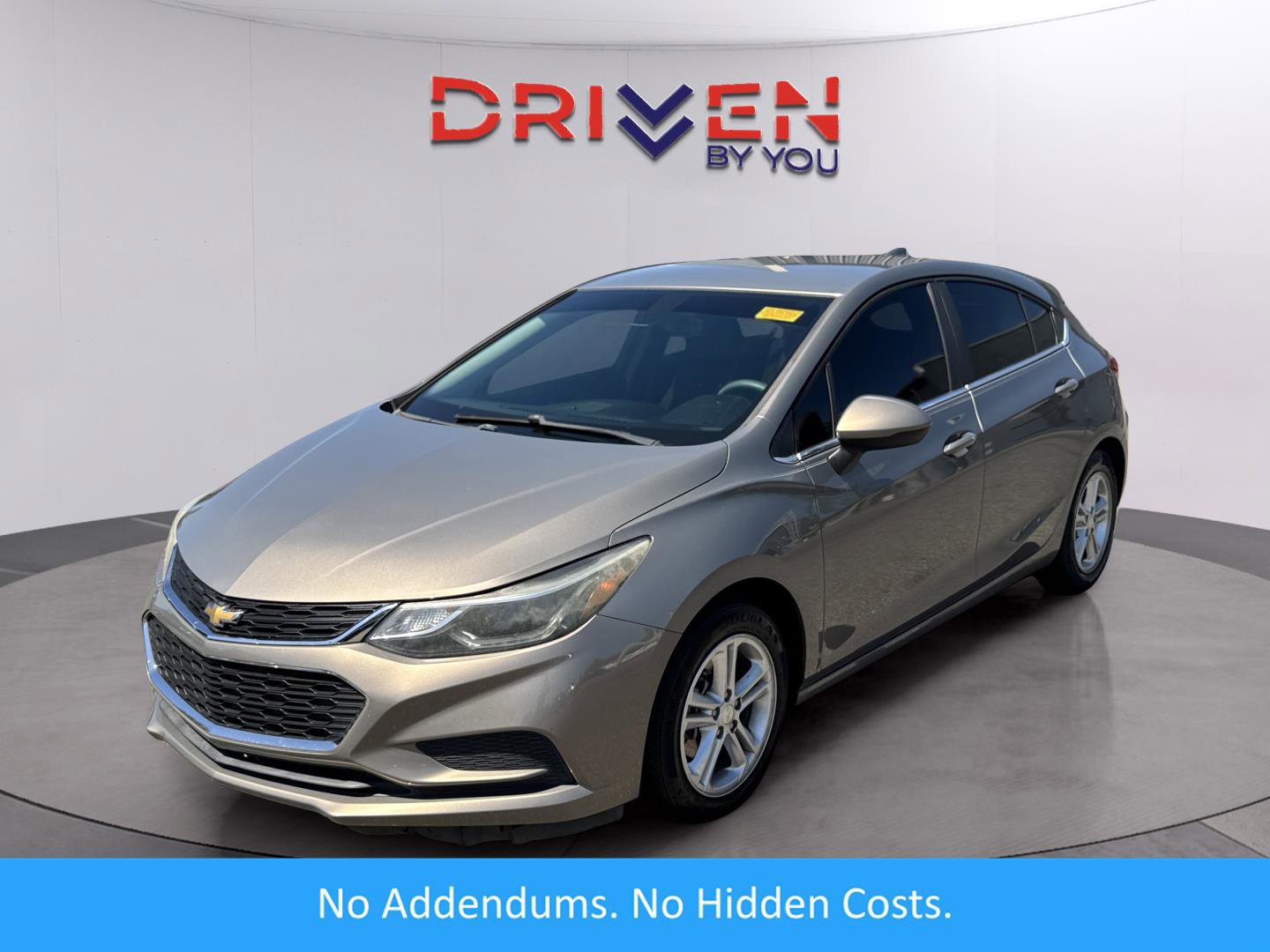 Used 2017 Chevrolet Cruze LT w/ Convenience Package FWD image 1