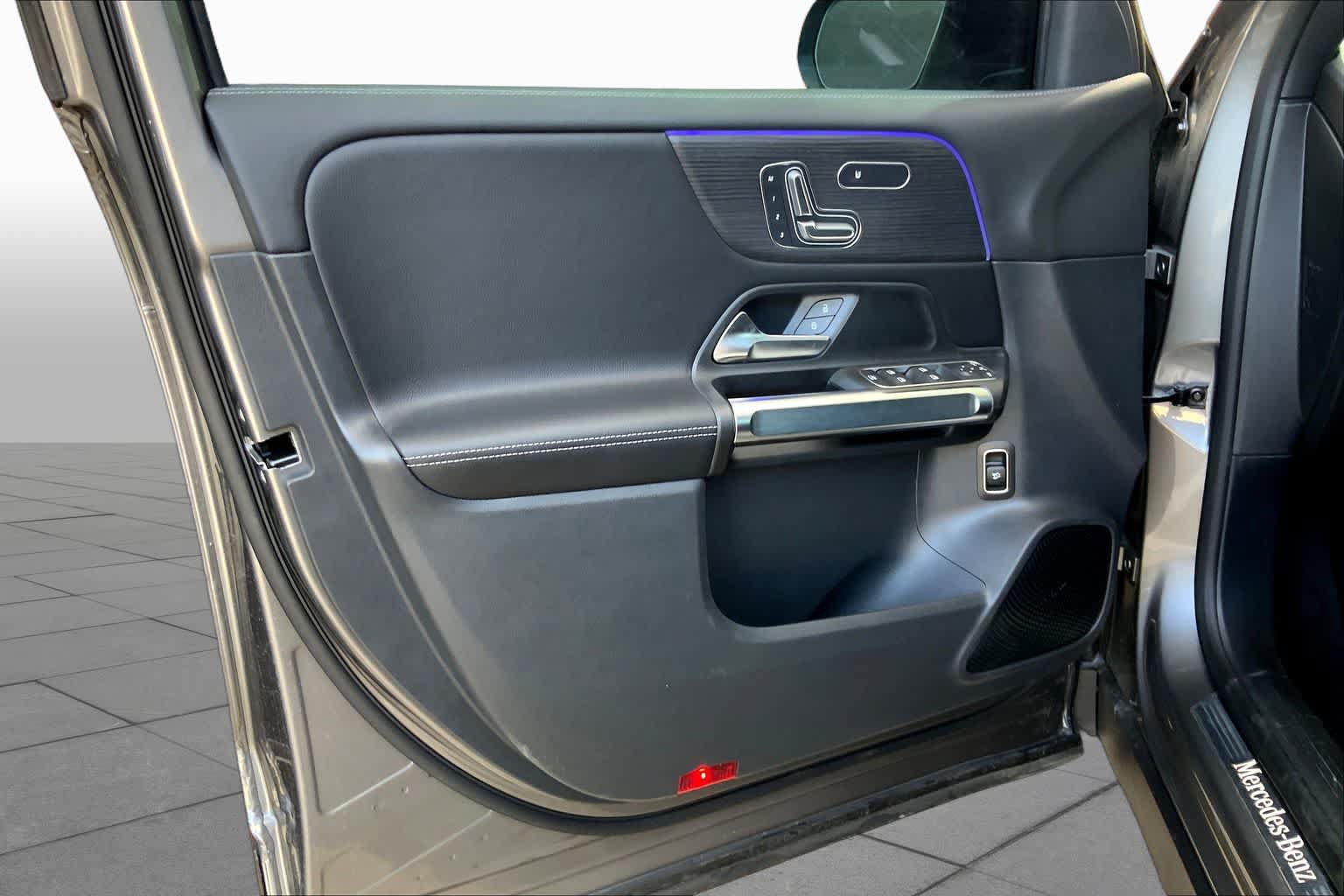 Used 2025 Mercedes-Benz GLB 250 image 15