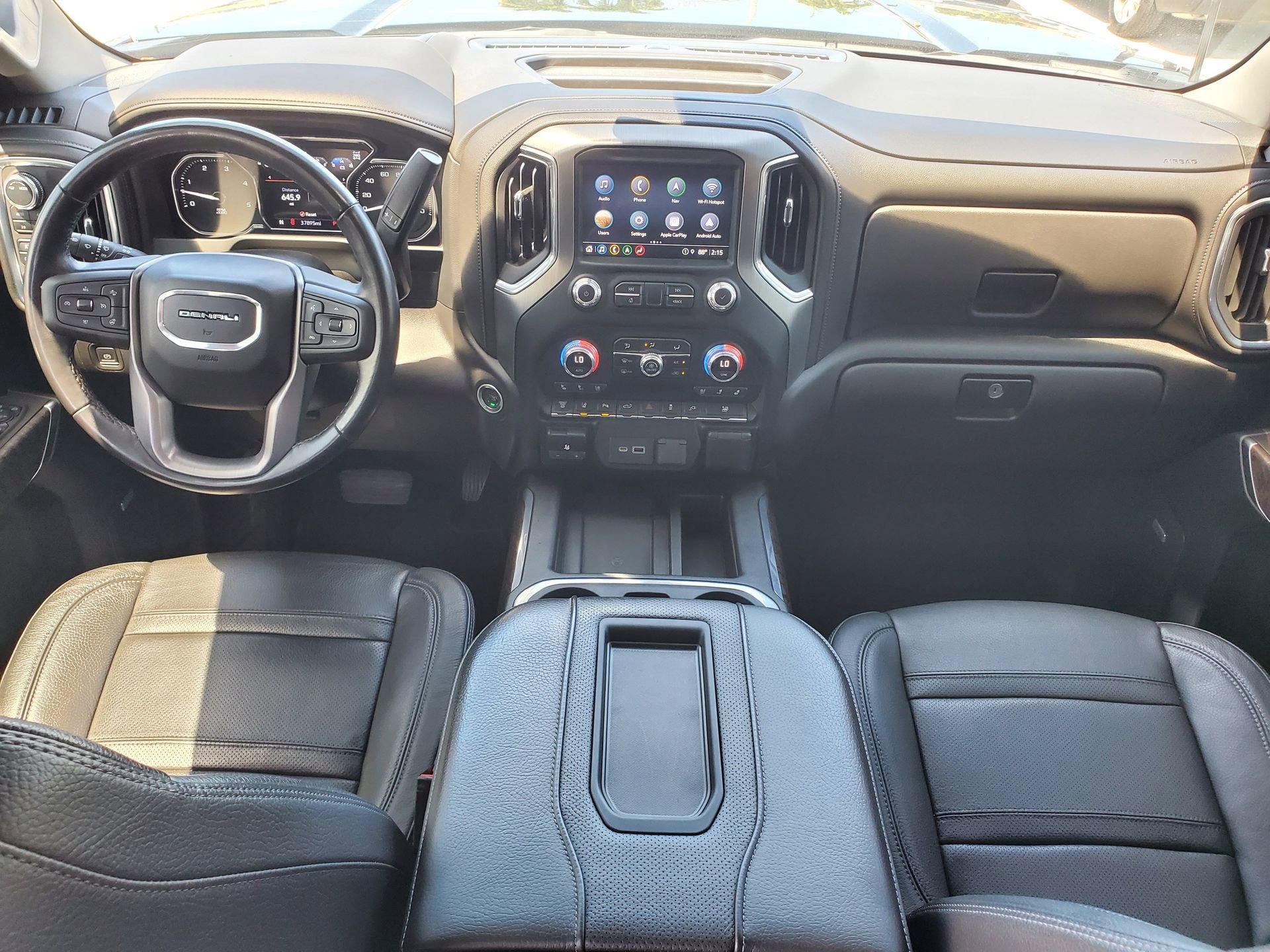Used 2022 GMC Sierra 3500 Denali w/ Denali Ultimate Package image 13