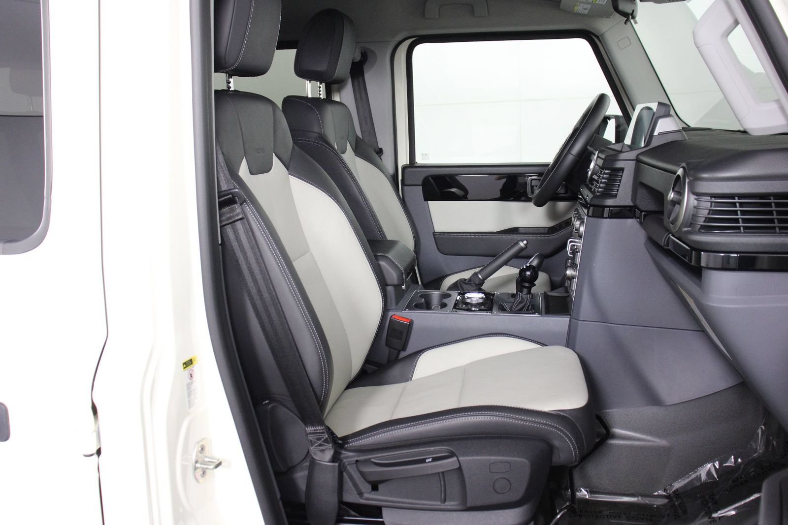 Used 2025 INEOS Grenadier AWD/4WD image 31