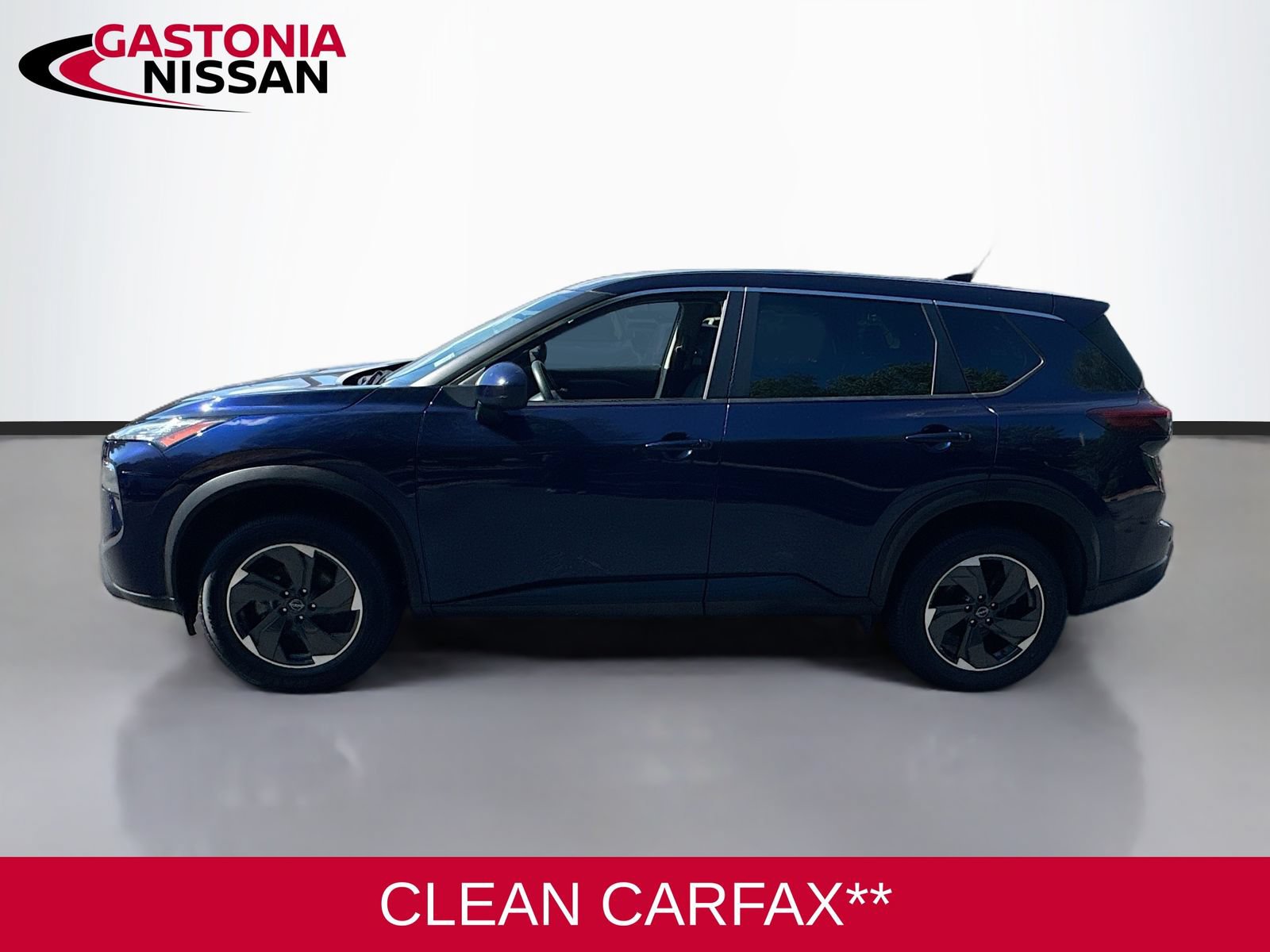 Used 2024 Nissan Rogue SV AWD/4WD image 5