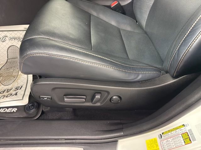 Used 2018 Toyota Highlander Limited Platinum image 30
