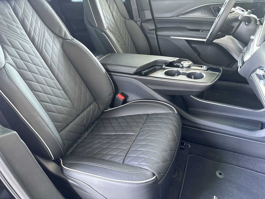 New 2026 Cadillac Lyriq V w/ Exterior Carbon Fiber Package image 42