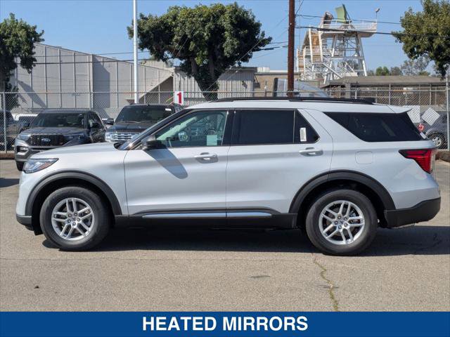 New 2025 Ford Explorer Active w/ Active Comfort Package image 2