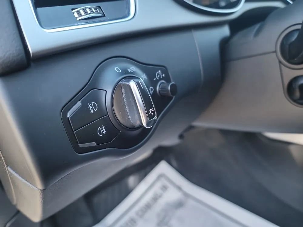 Used 2013 Audi S4 Premium Plus image 12