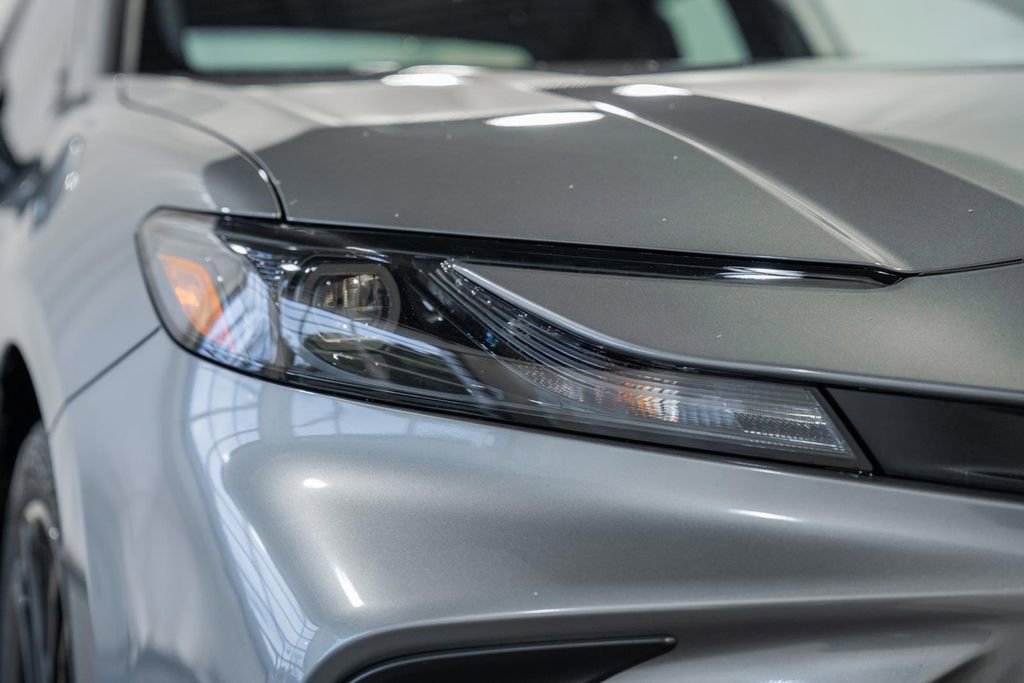 New 2026 Toyota Camry SE FWD image 11