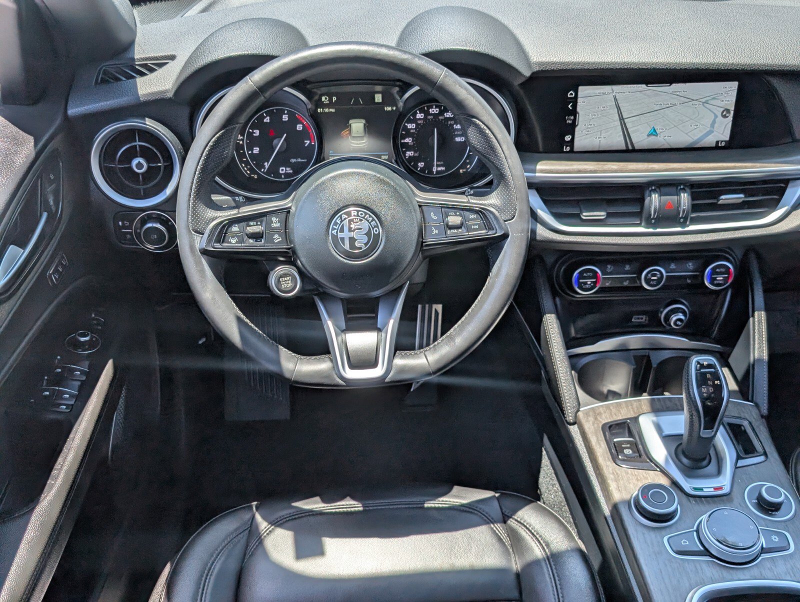 Used 2022 Alfa Romeo Stelvio Ti w/ Active Assist Plus Package AWD/4WD image 12