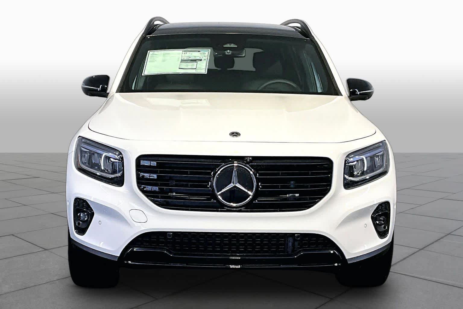 New 2026 Mercedes-Benz GLB 250 4MATIC image 2