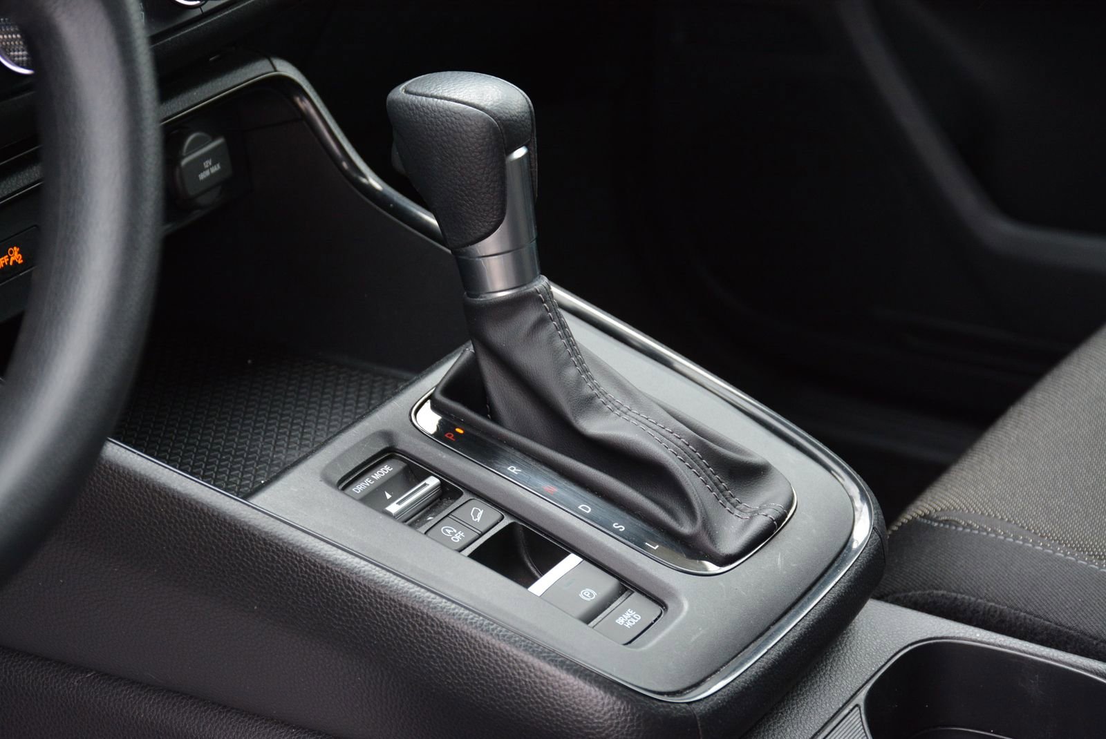 Used 2025 Honda CR-V LX image 11