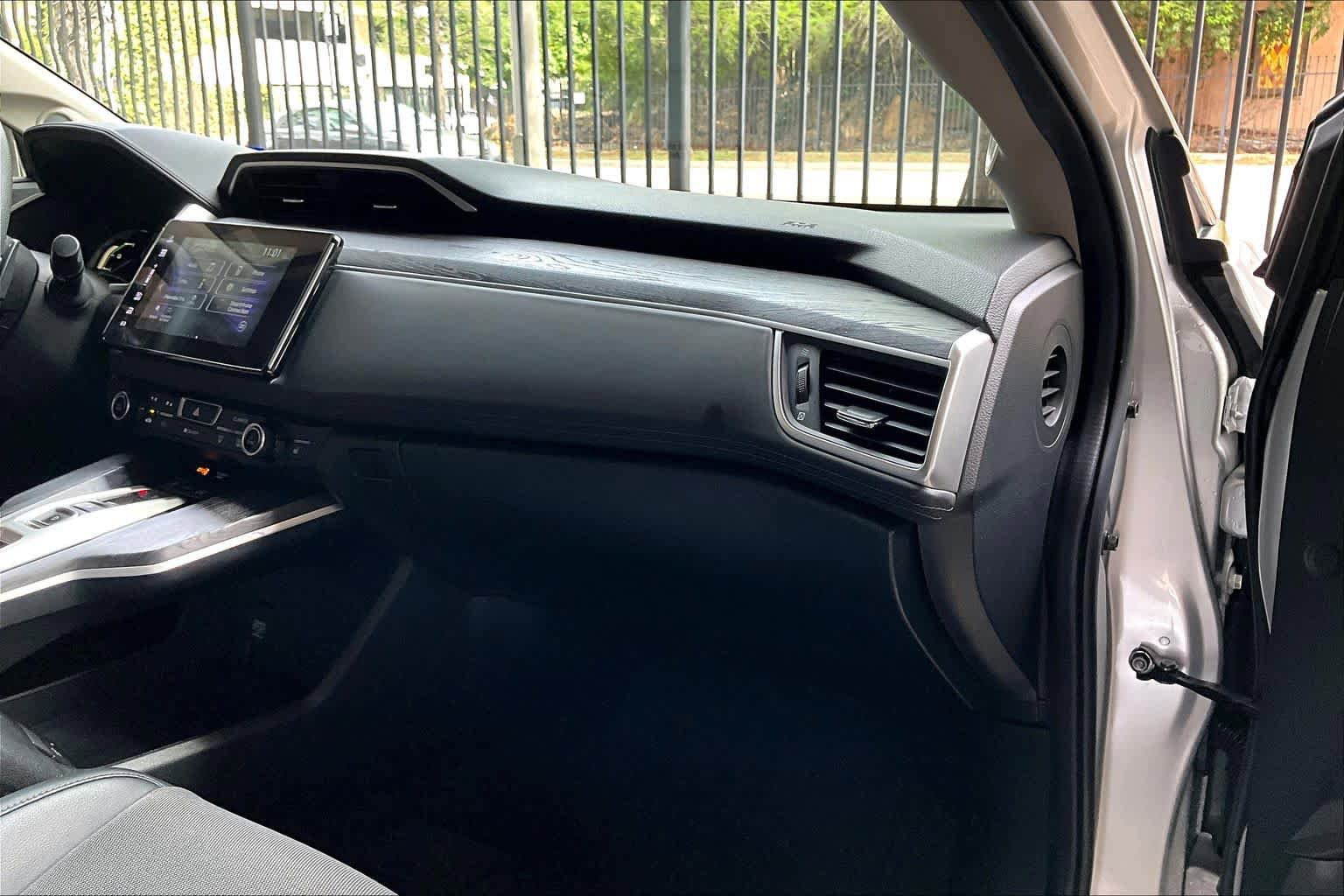 Used 2018 Honda Clarity Plug-In Hybrid image 18