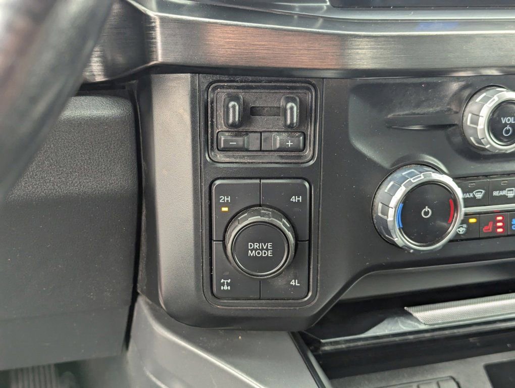 Used 2024 Ford F350 Lariat w/ Lariat Ultimate Package image 31