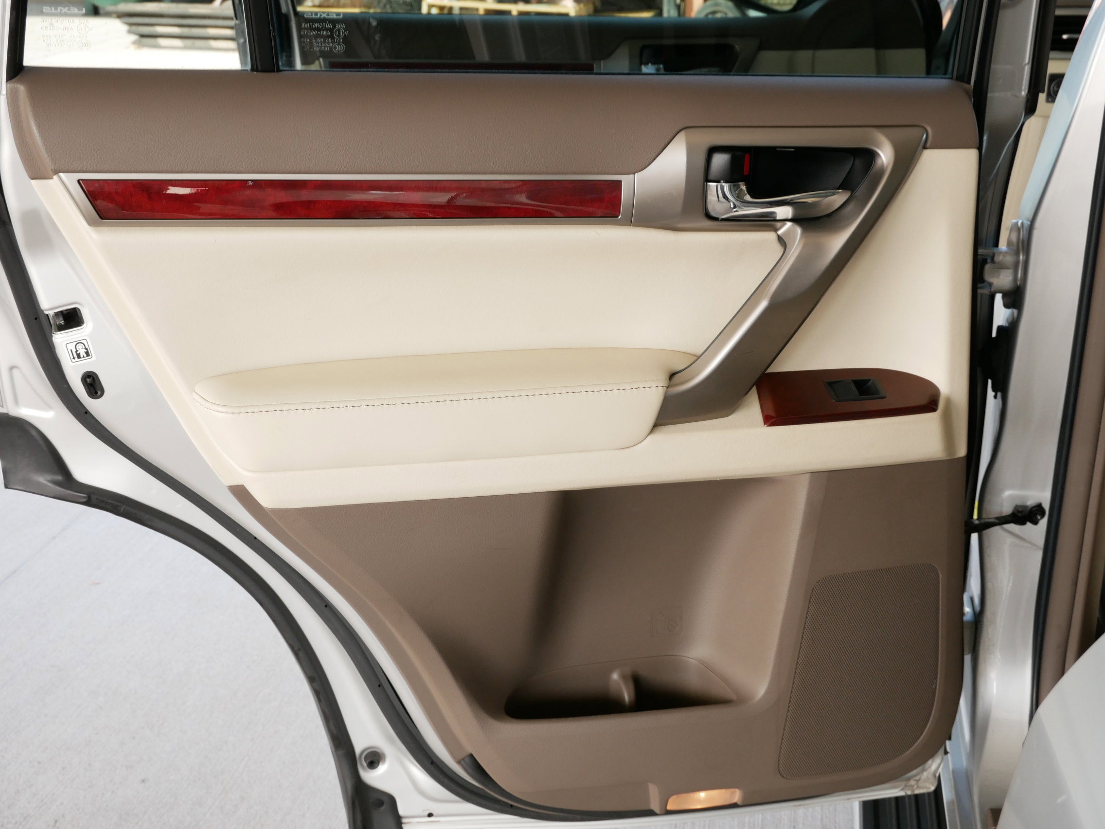 Used 2012 Lexus GX 460 image 24