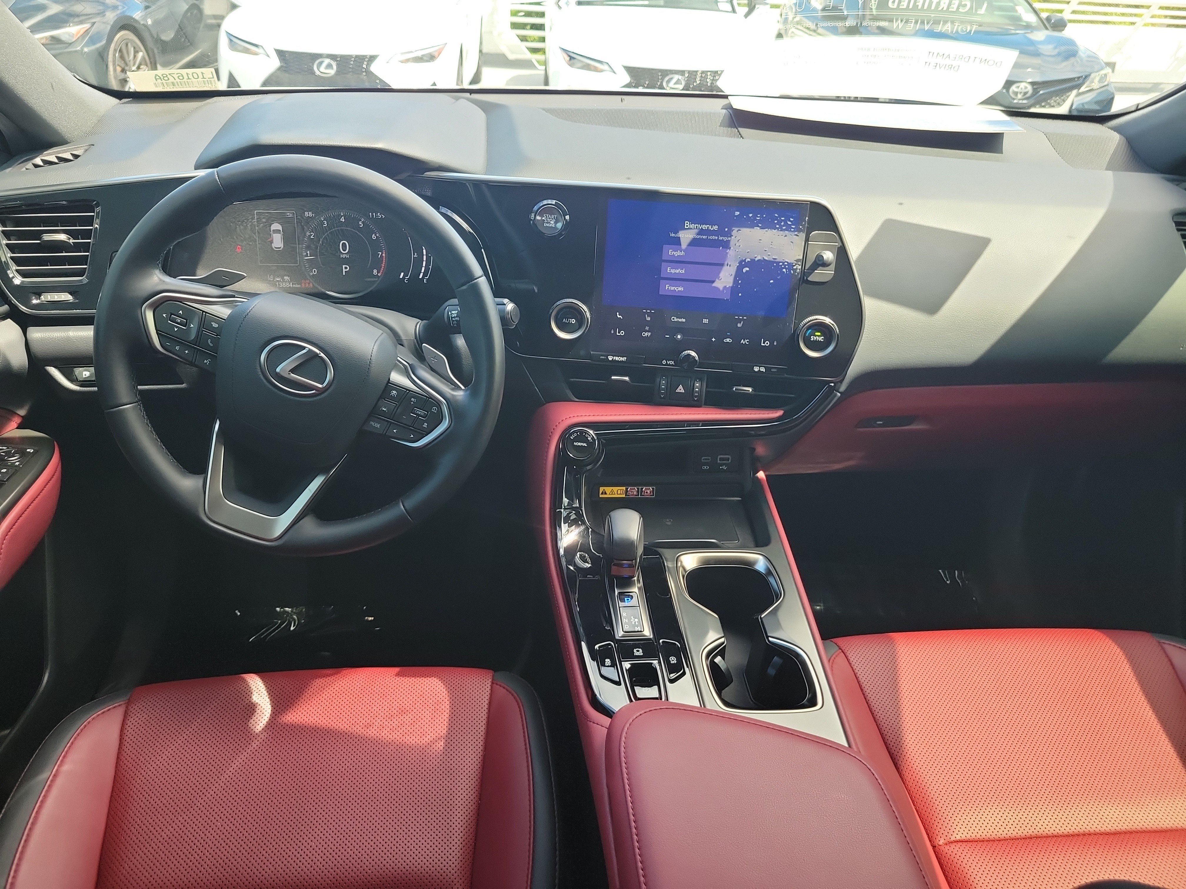 Used 2025 Lexus NX 250 FWD w/ Towing Package (2000 Lbs) image 15