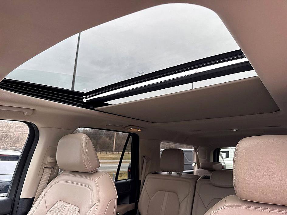 Used 2024 Ford Expedition Max Limited image 21