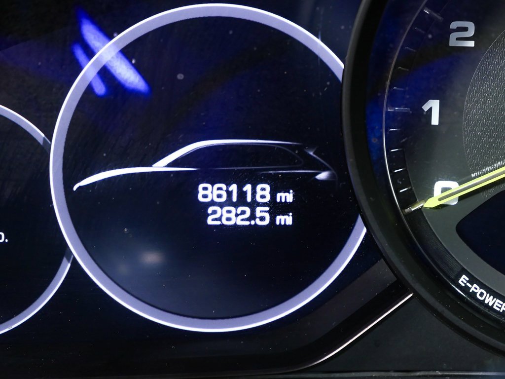 Used 2020 Porsche Cayenne E-Hybrid image 12