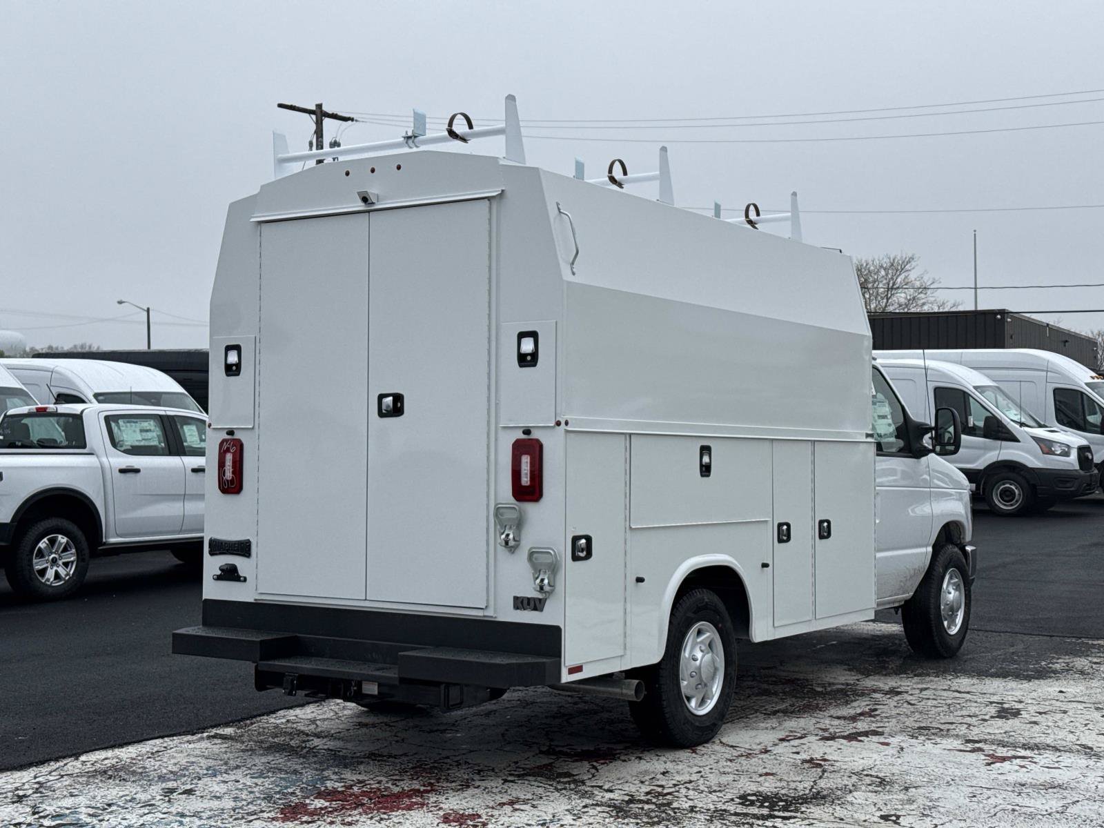 New 2026 Ford E-350 and Econoline 350 Super Duty w/ Power Equipment Group RWD image 3