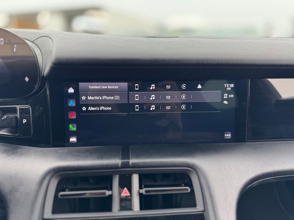 Used 2021 Porsche Taycan image 14