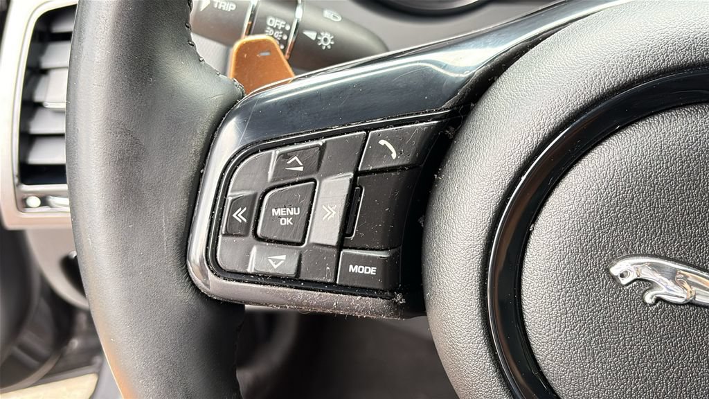 Used 2015 Jaguar F-TYPE S RWD image 11