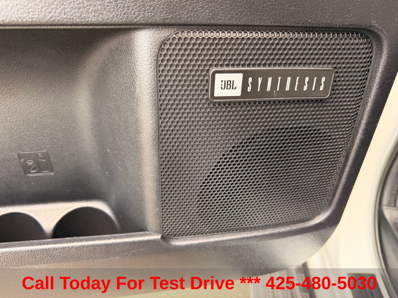 Used 2020 Toyota Sequoia Limited w/ Safety & Convenience Package AWD/4WD image 21