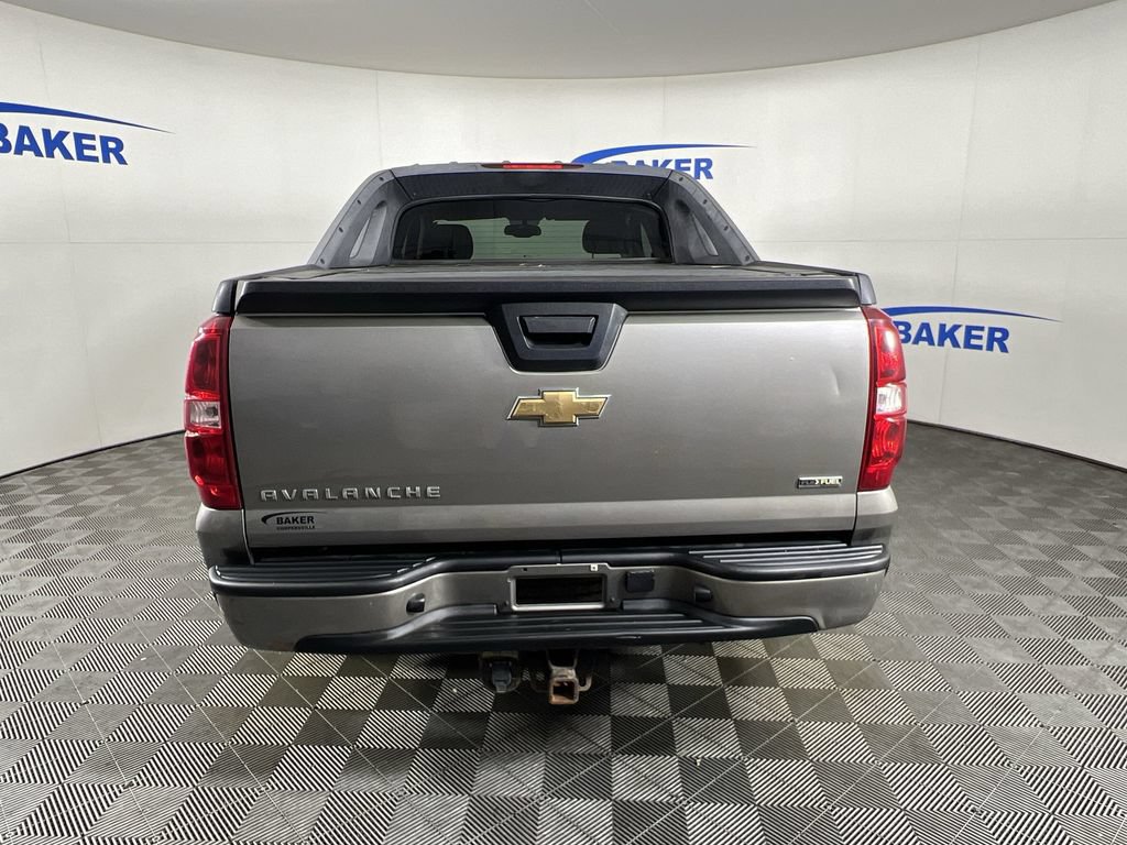 Used 2007 Chevrolet Avalanche LT AWD/4WD image 7