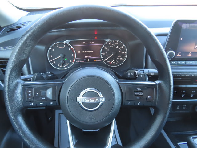 Used 2024 Nissan Rogue S AWD/4WD image 32