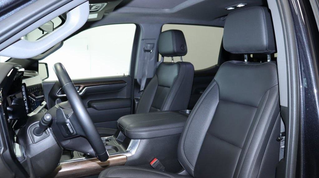 Used 2024 Chevrolet Silverado 1500 RST w/ Convenience Package II image 19