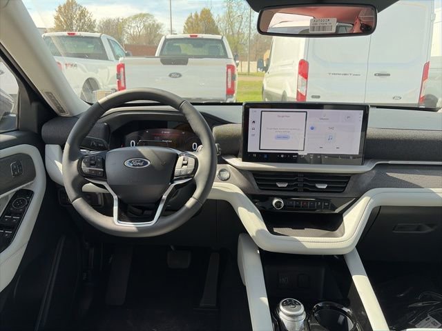New 2026 Ford Explorer Platinum AWD/4WD image 14