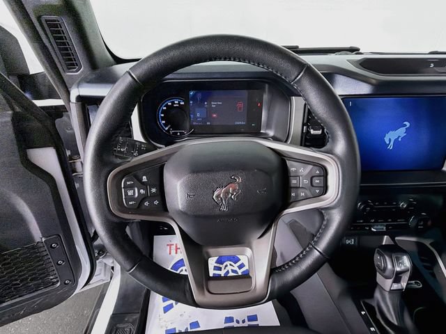 Used 2023 Ford Bronco Outer Banks AWD/4WD image 11