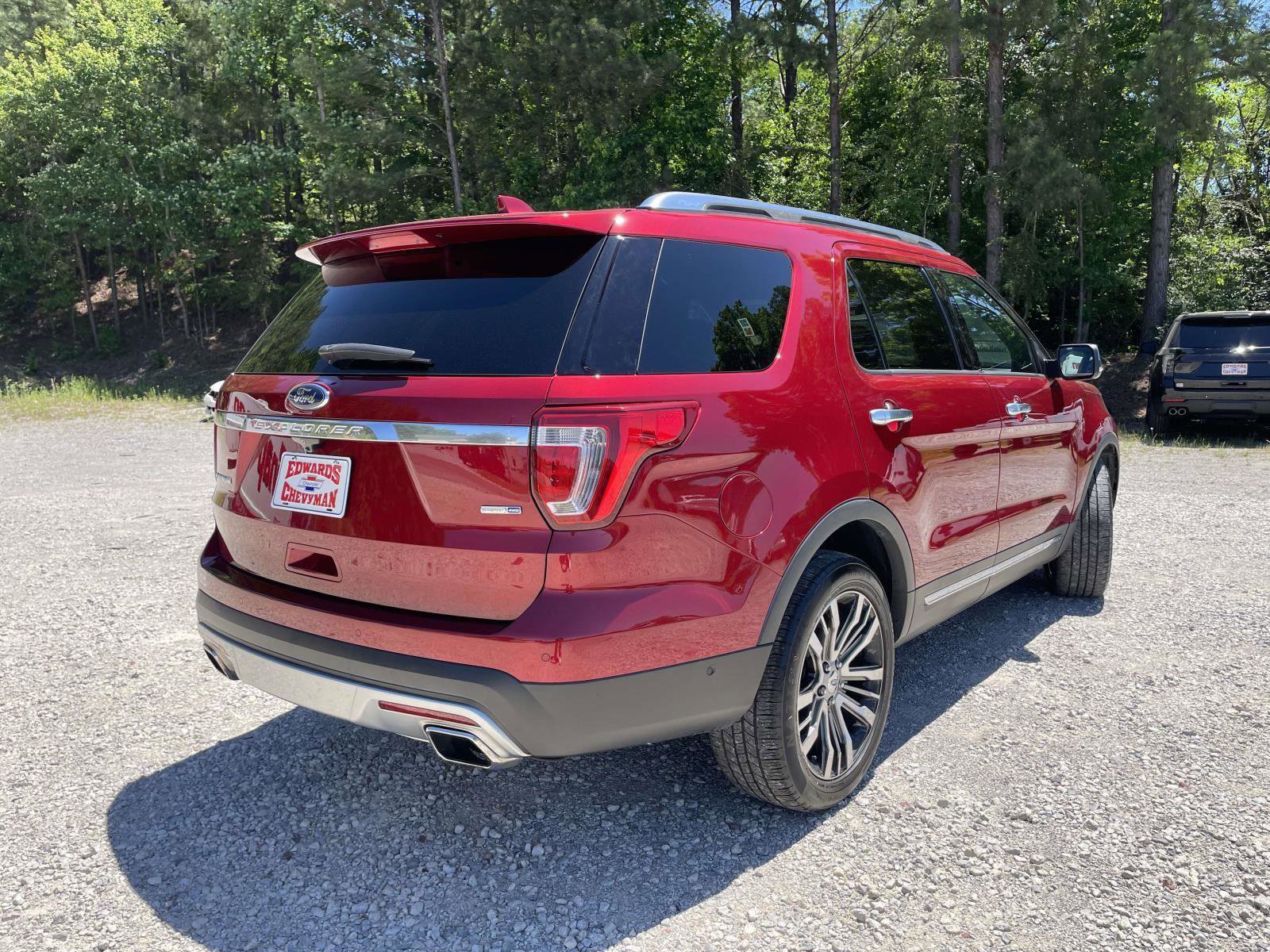 Used 2017 Ford Explorer Platinum AWD/4WD image 23