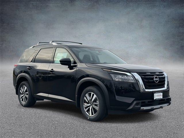 New 2025 Nissan Pathfinder SL image 1
