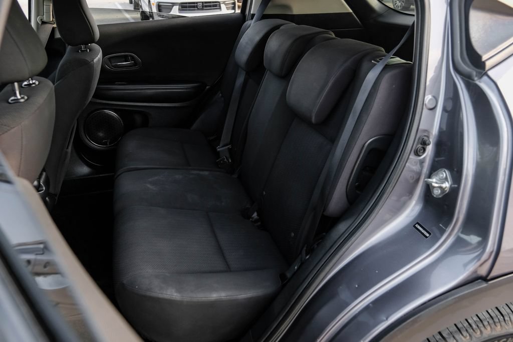 Used 2018 Honda HR-V EX image 43