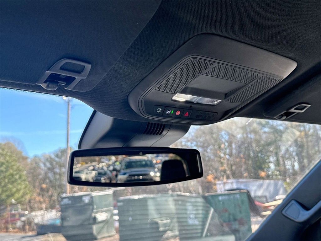 Used 2025 Chevrolet Silverado EV LT image 19