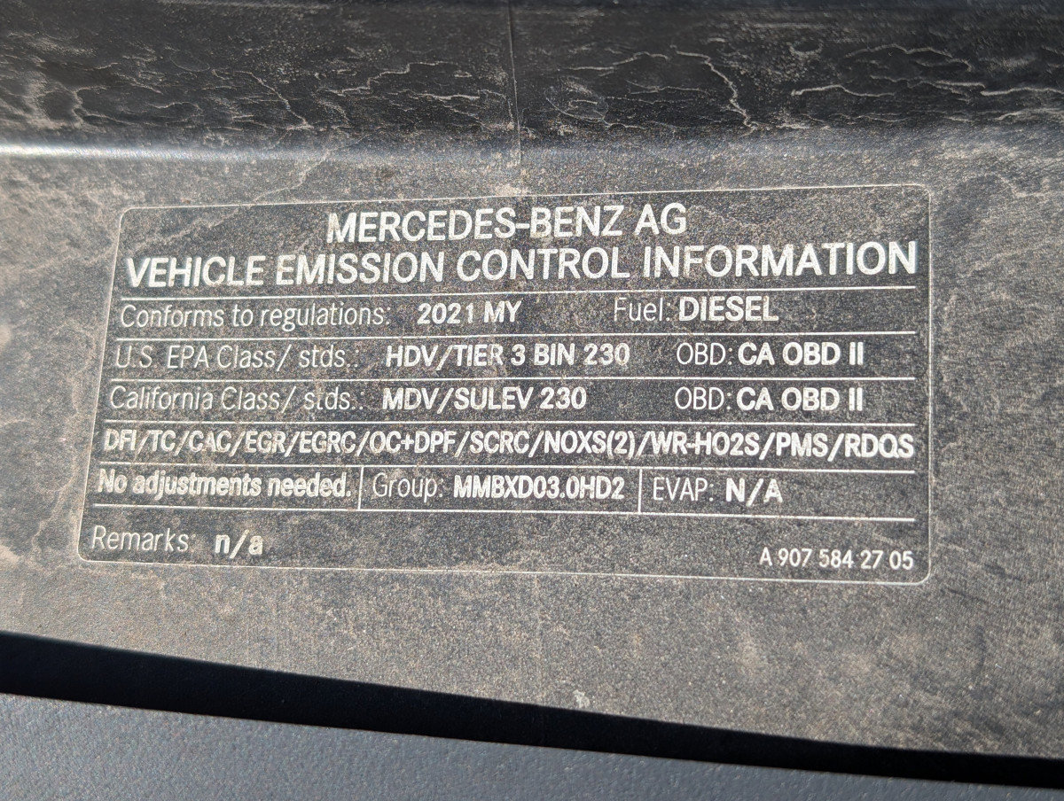 Used 2021 Mercedes-Benz Sprinter 4500 w/ Parking Package image 62