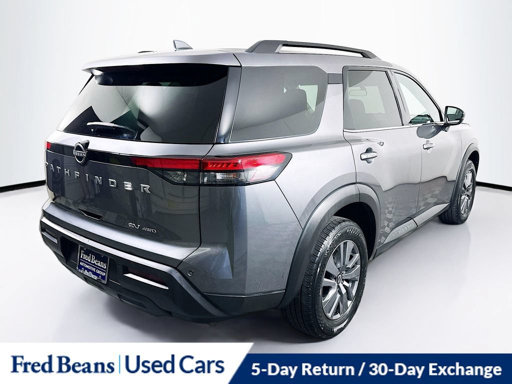 Used 2024 Nissan Pathfinder SV AWD/4WD image 10