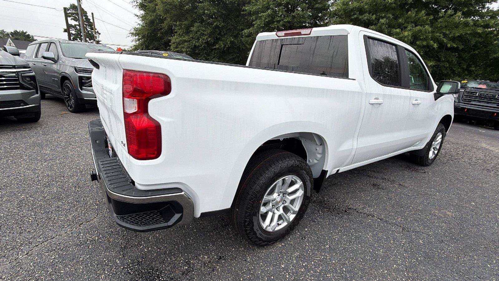 New 2026 Chevrolet Silverado 1500 LT w/ Z71 Off-Road Package AWD/4WD image 8