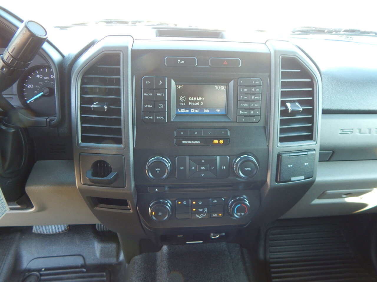 Used 2018 Ford F450 XL w/ Trailer Tow Package image 25