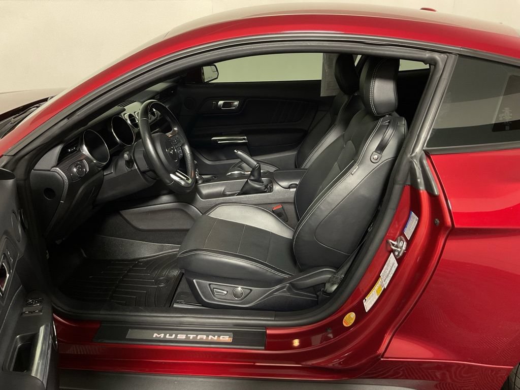 Used 2019 Ford Mustang GT Premium w/ GT Performance Package RWD image 21