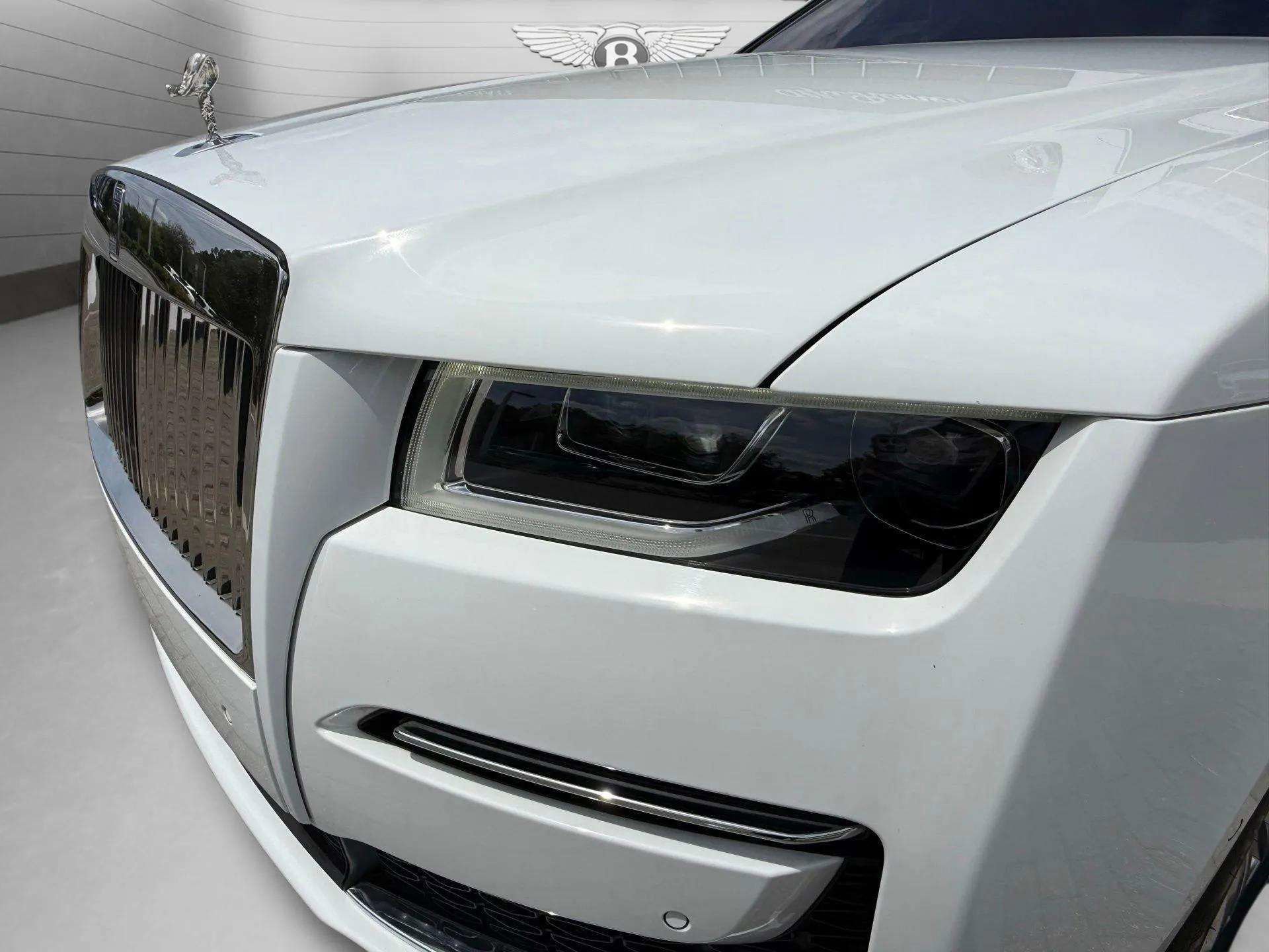 Used 2022 Rolls-Royce Ghost AWD/4WD image 23