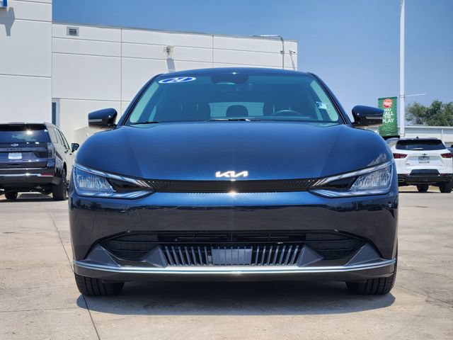 Used 2024 Kia EV6 Light RWD image 2